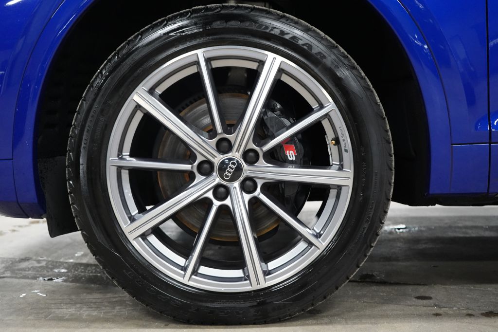 2022 Audi SQ5 Premium - Photo 32