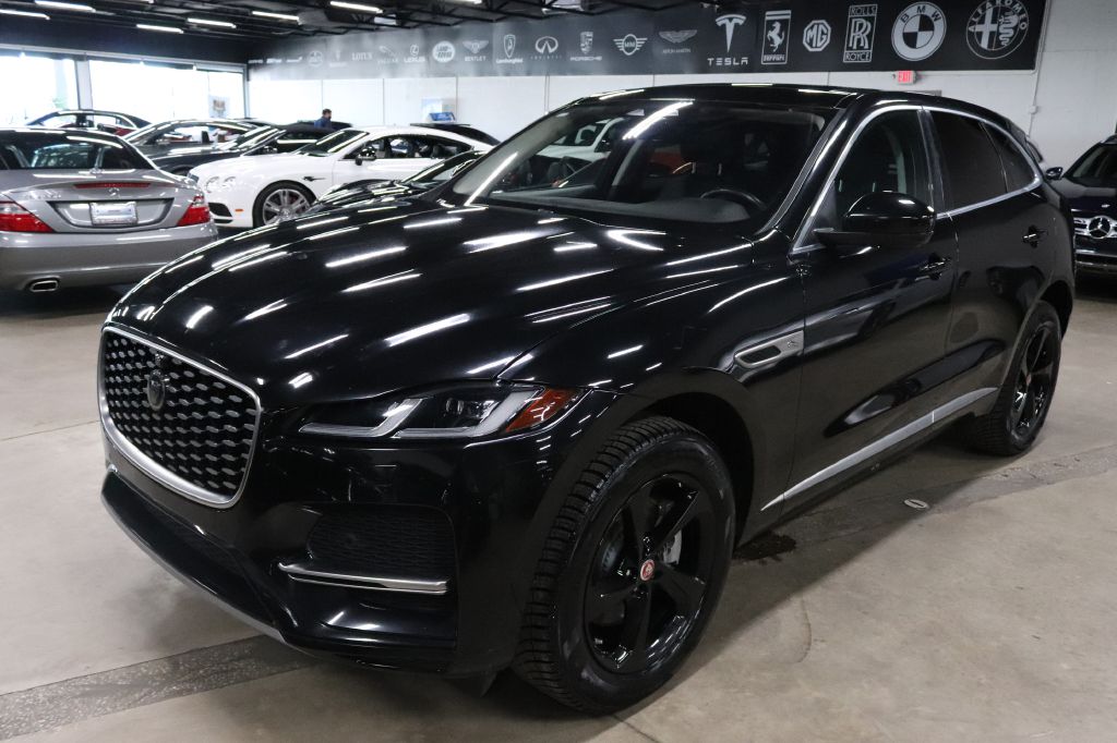 2021 Jaguar F-Pace Base's photo