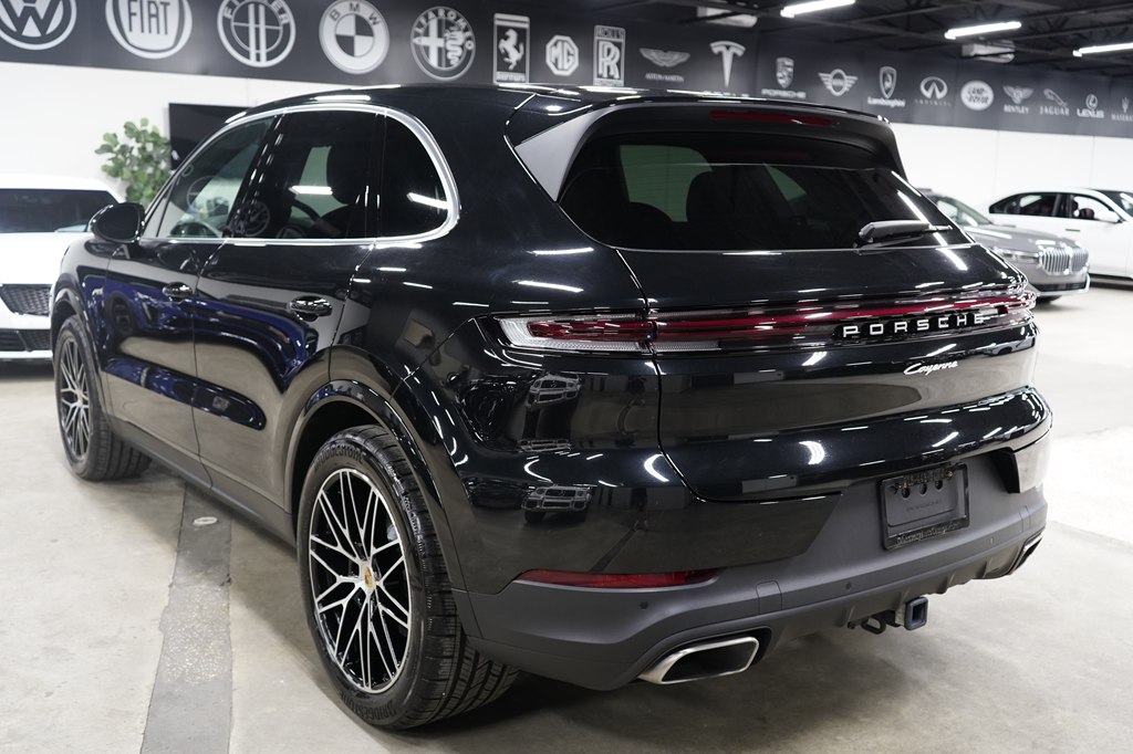 2024 Porsche Cayenne Base - Photo 3