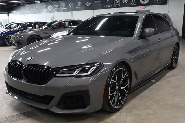 2022 BMW 5 Series M550i xDrive Sedan's photo