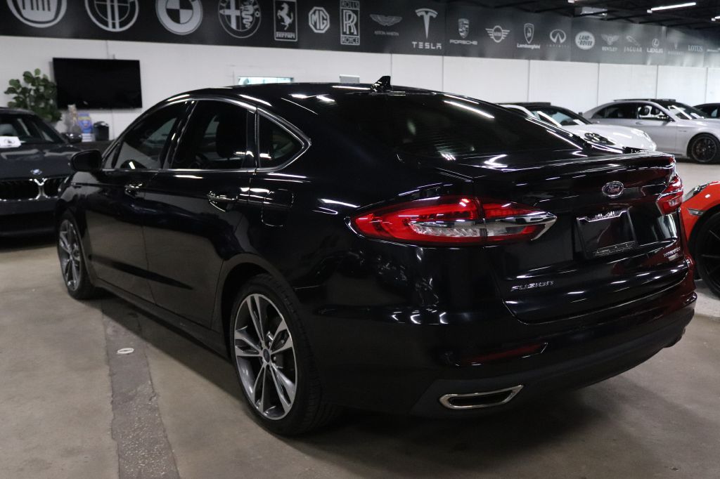 2020 Ford Fusion Titanium photo 2
