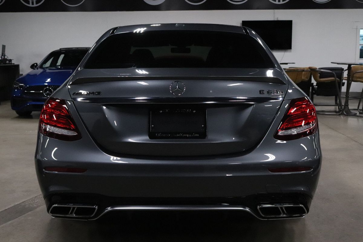 2018 Mercedes Benz E AMG 63 Sedan photo 4