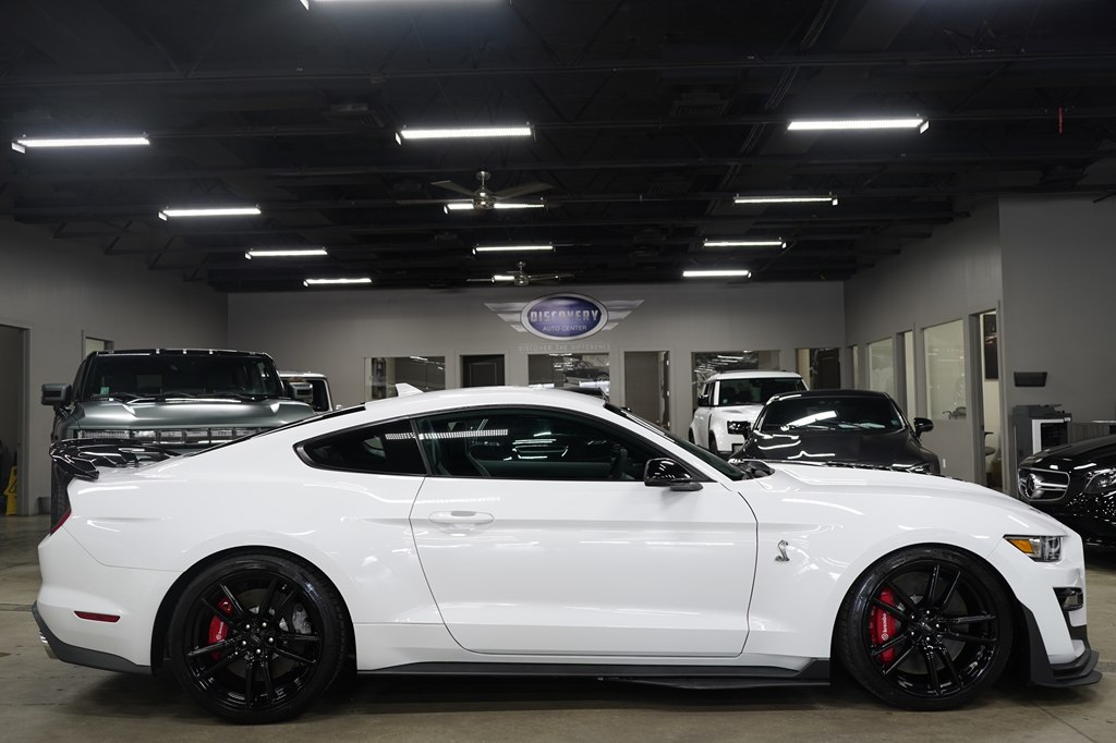 2022 Ford Mustang Shelby GT500 - Photo 6