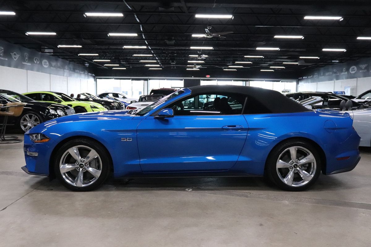 2019 Ford Mustang GT Premium Convertible photo 3