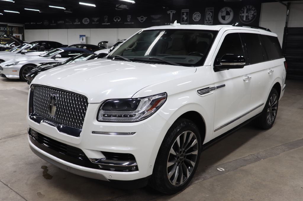 2021 Lincoln Navigator Reserve's photo