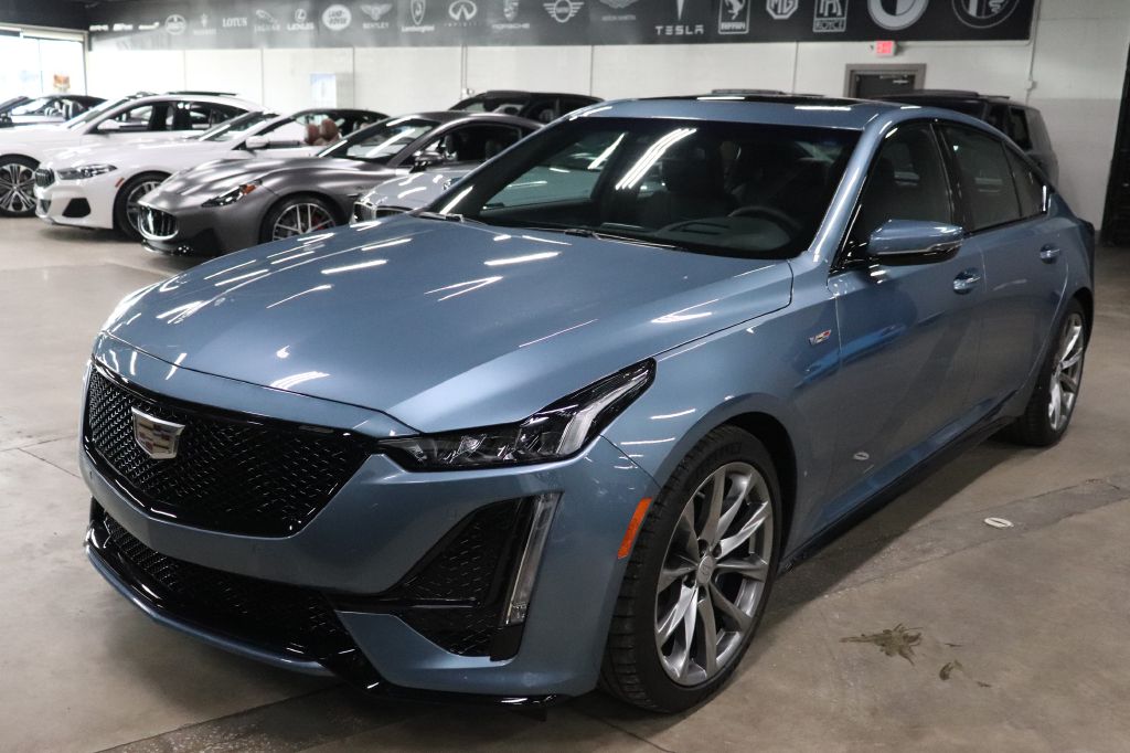 2024 Cadillac CT5 V-Series's photo