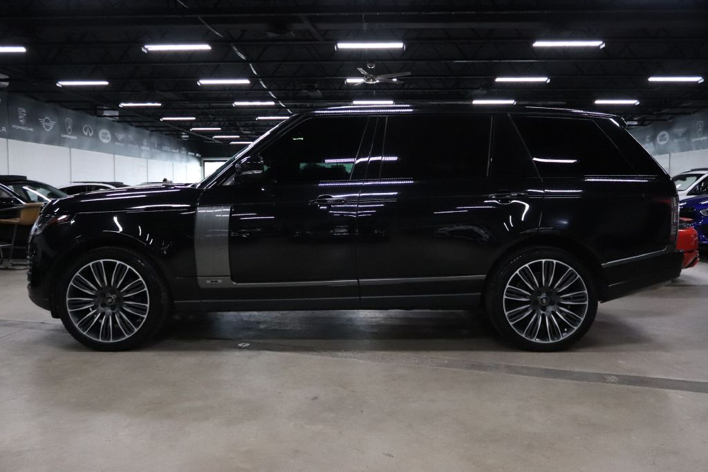 2021 Land Rover Range Rover Autobiography photo 2
