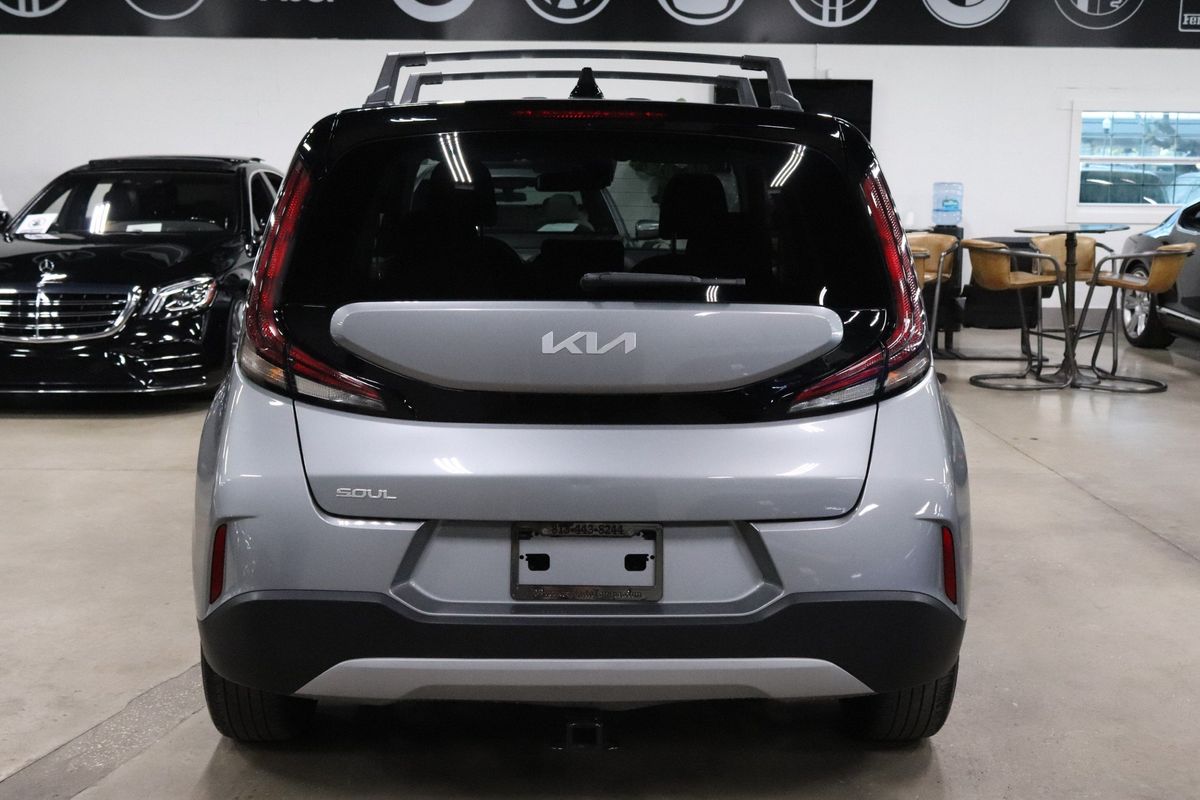 2024 Kia Soul LX photo 4