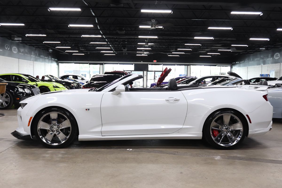 2016 Chevrolet Camaro SS photo 4