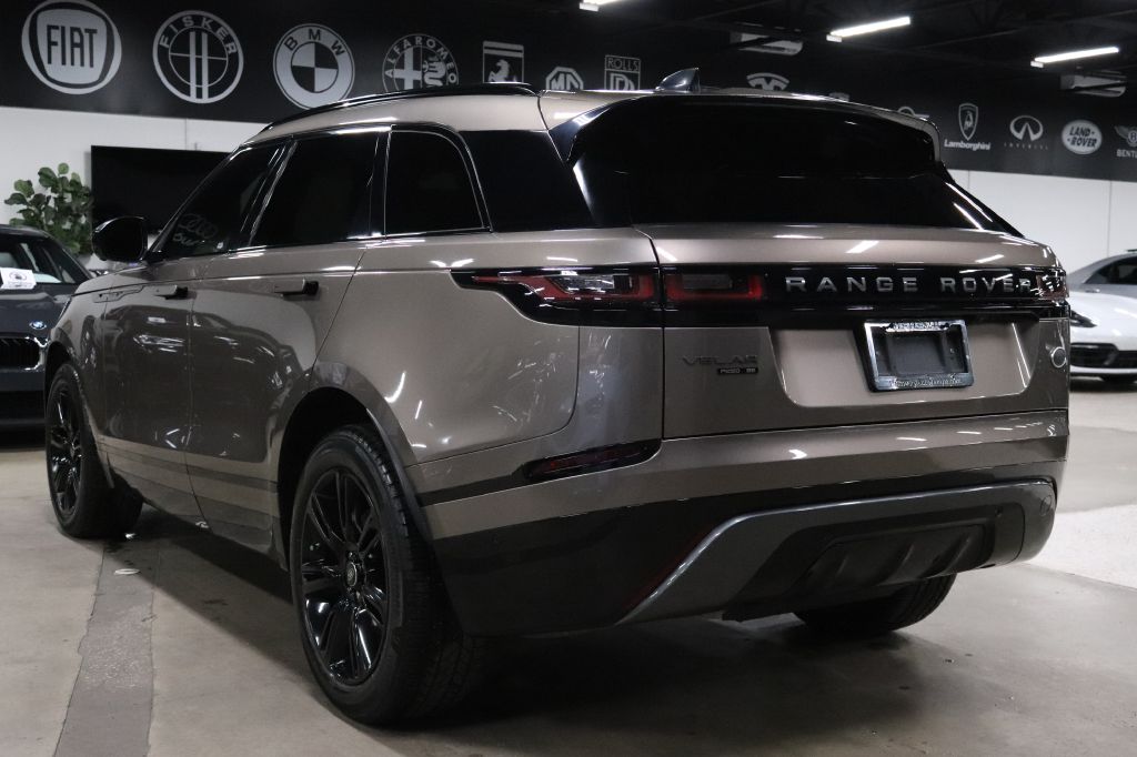2019 Land Rover Range Rover SE photo 3