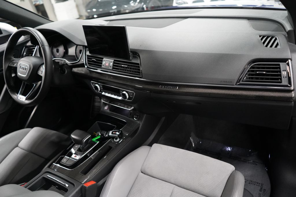 2022 Audi SQ5 Premium - Photo 30