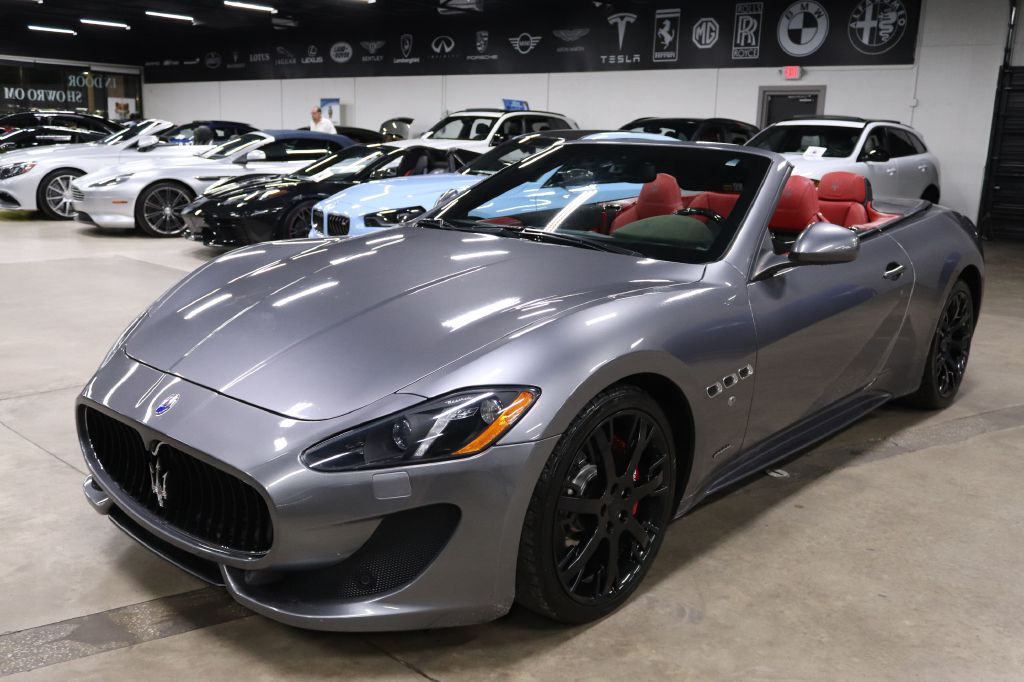 2016 Maserati Granturismo S photo 2