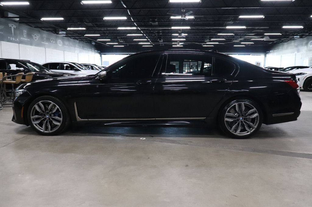 Used 2021 BMW M760 XI Sedan