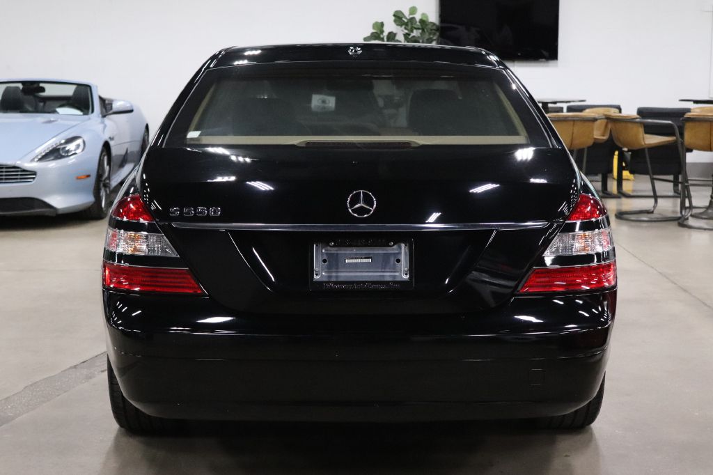 2007 Mercedes Benz S 550 photo 4