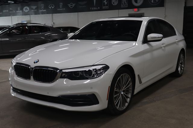 2020 BMW 5 Series 540i Sedan's photo