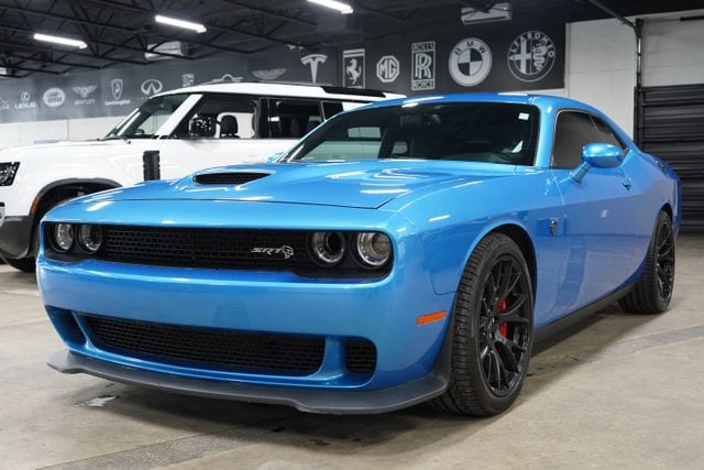 2016 Dodge Challenger SRT Hellcat's photo