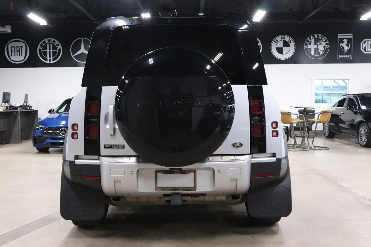 2020 Land Rover Defender 110 HSE photo 3