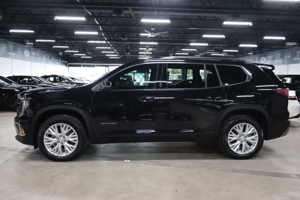 Used 2026 GMC Acadia Elevation SUV
