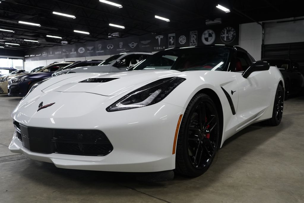 2017 Chevrolet Corvette Stingray Coupe 3LT w/Z51's photo