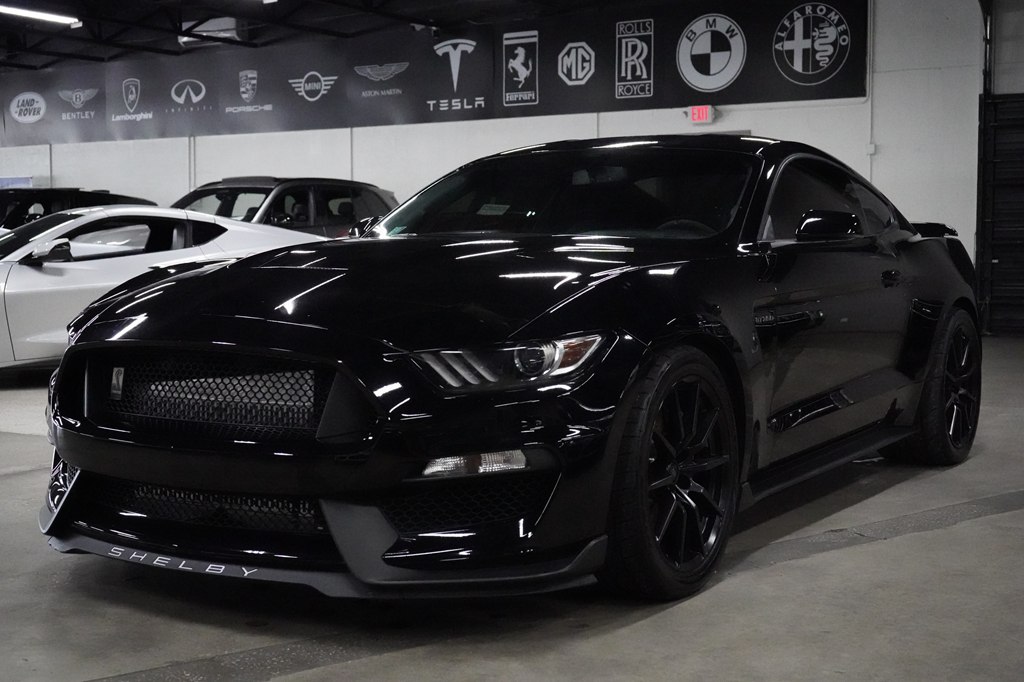 2017 Ford Mustang