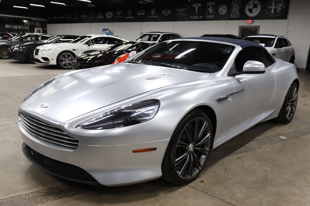 2013 Aston Martin DB9 Base's photo