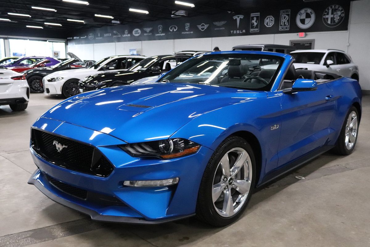 2019 Ford Mustang GT Premium Convertible photo 2