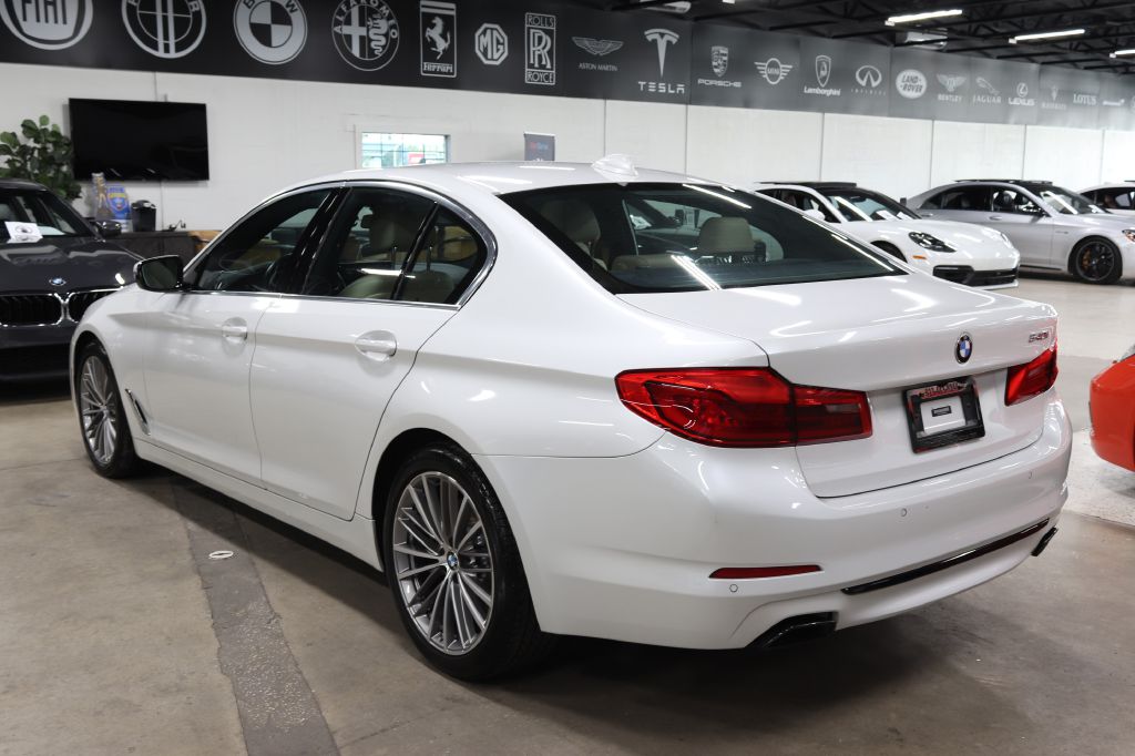 2019 Bmw 540i 5-Series photo 3