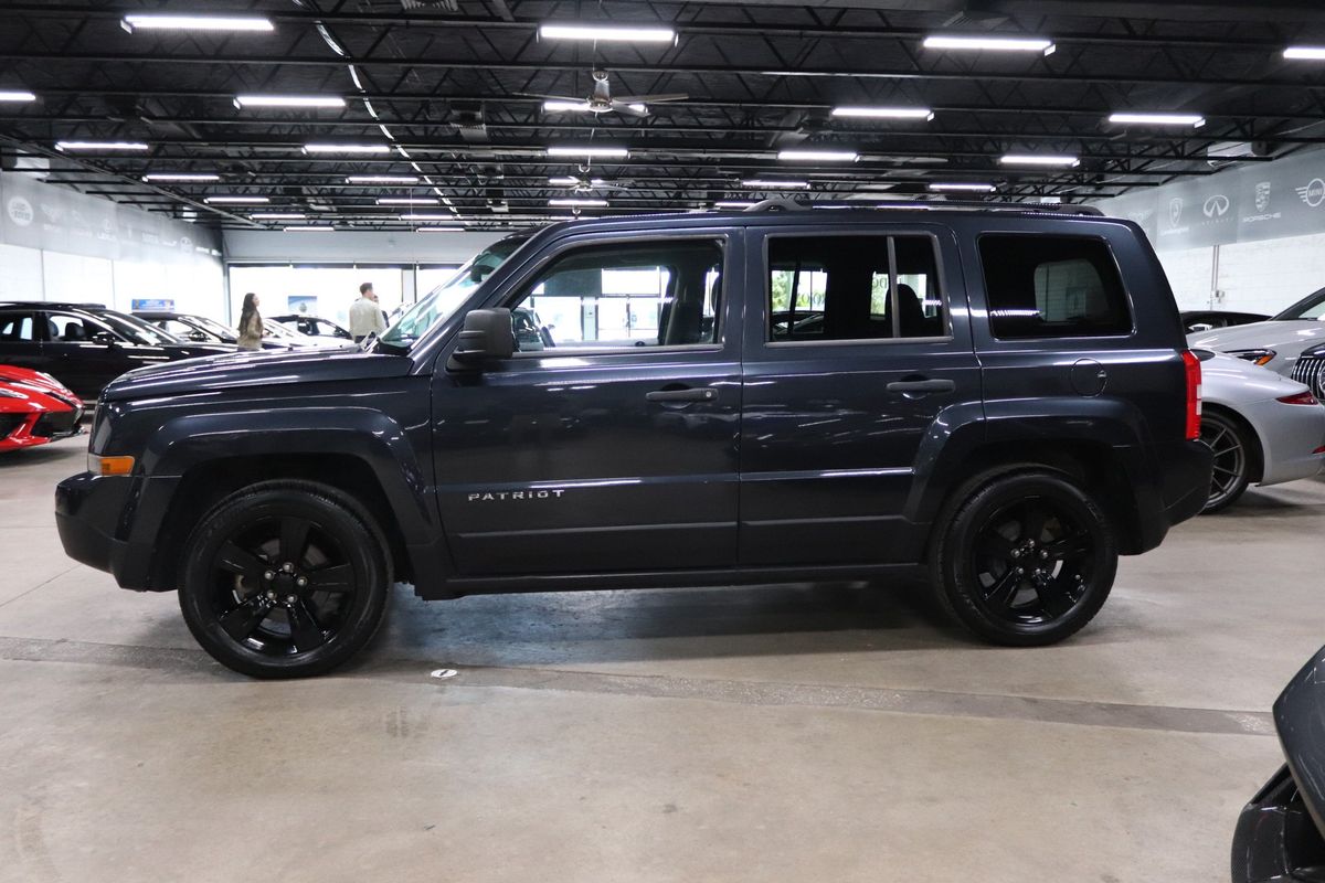 2014 Jeep Patriot Sport photo 2