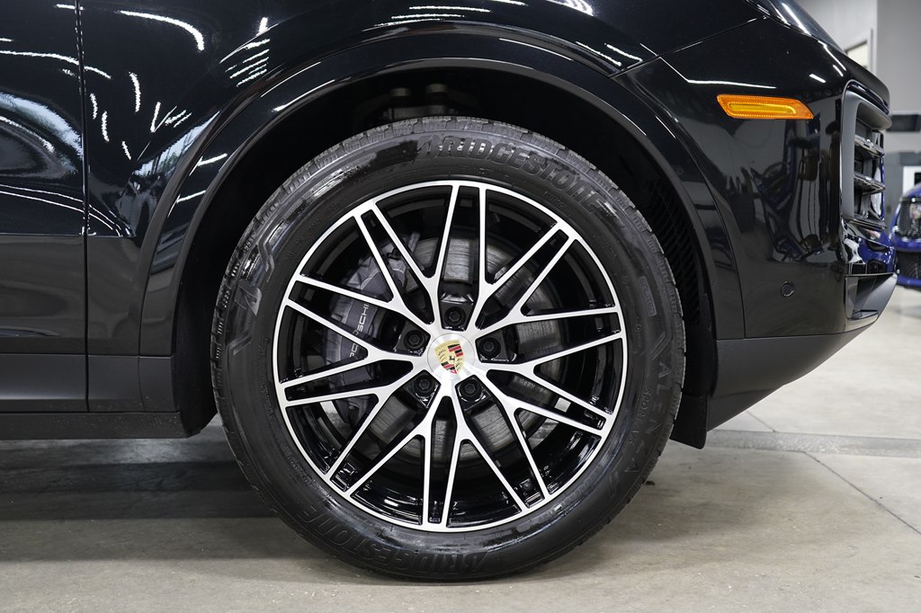 2024 Porsche Cayenne Base - Photo 36