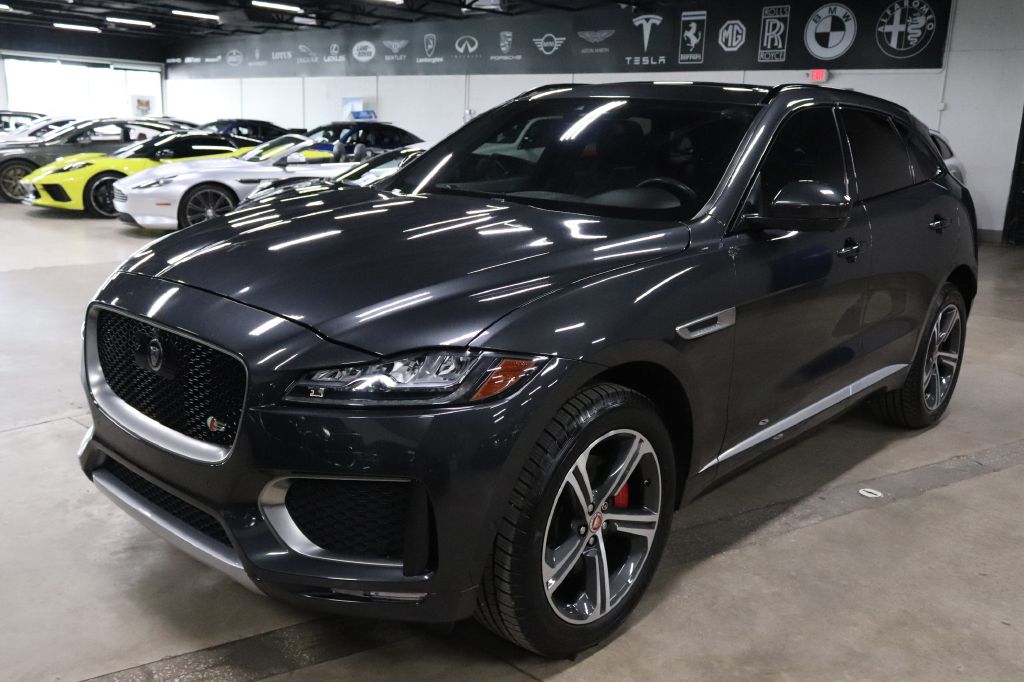 2017 Jaguar F-Pace S's photo