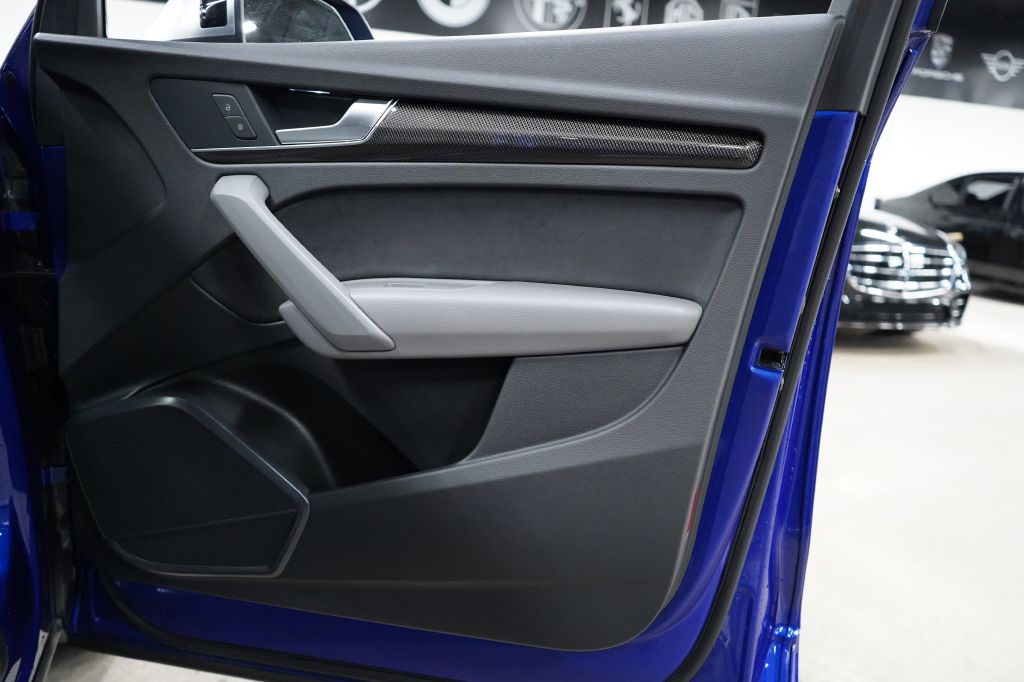 2022 Audi SQ5 Premium - Photo 27