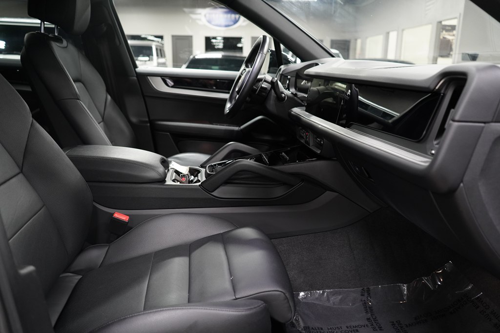 2024 Porsche Cayenne Base - Photo 22