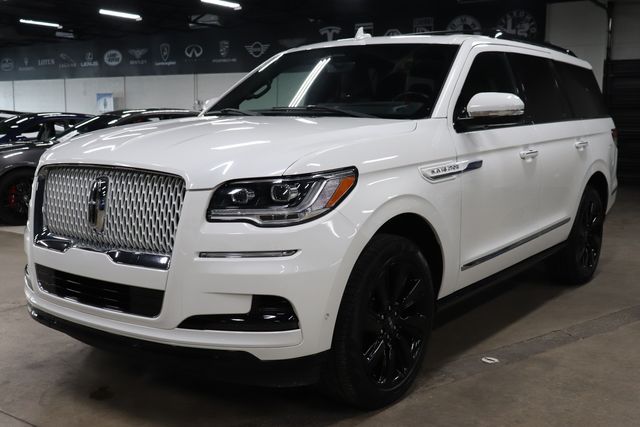 2023 Lincoln Navigator Reserve's photo
