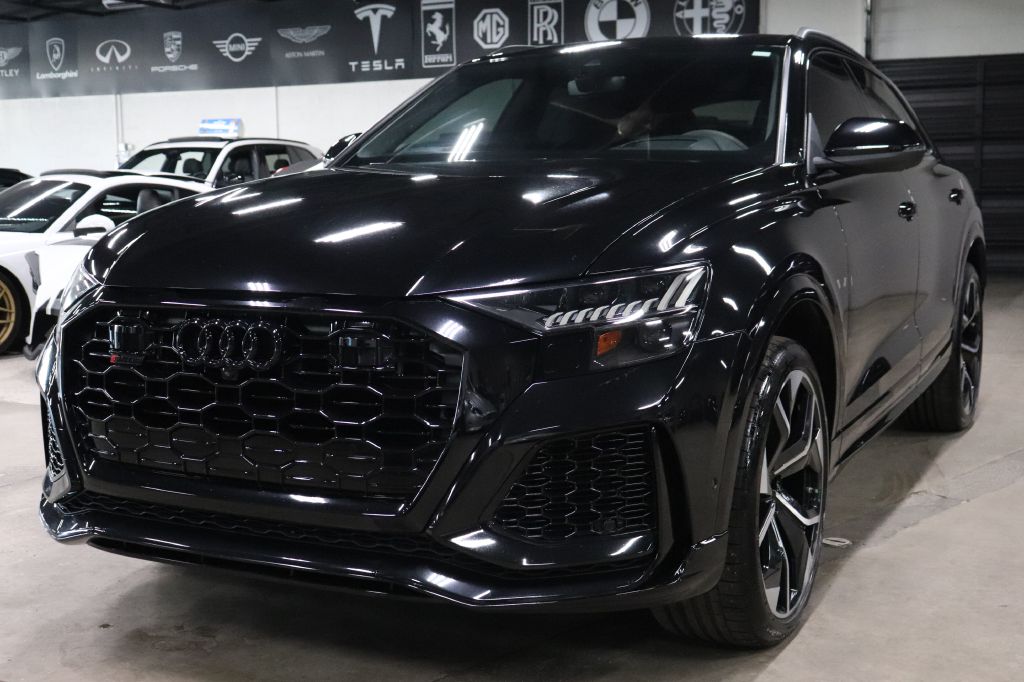 2022 Audi RS Q8 Base