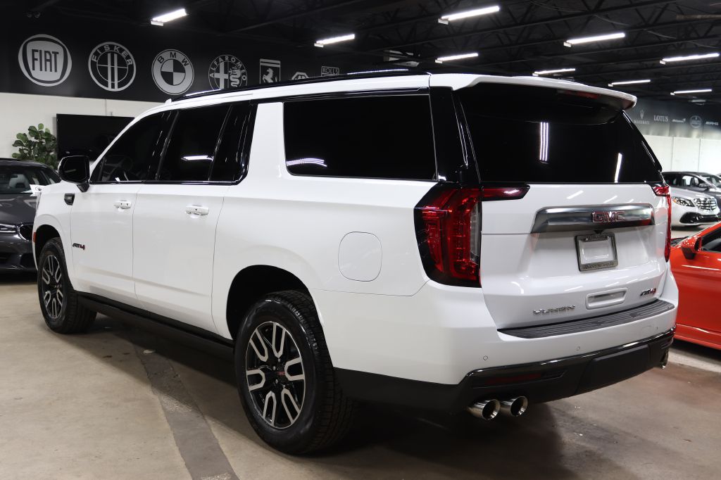 2022 Gmc Yukon XL AT4 photo 2