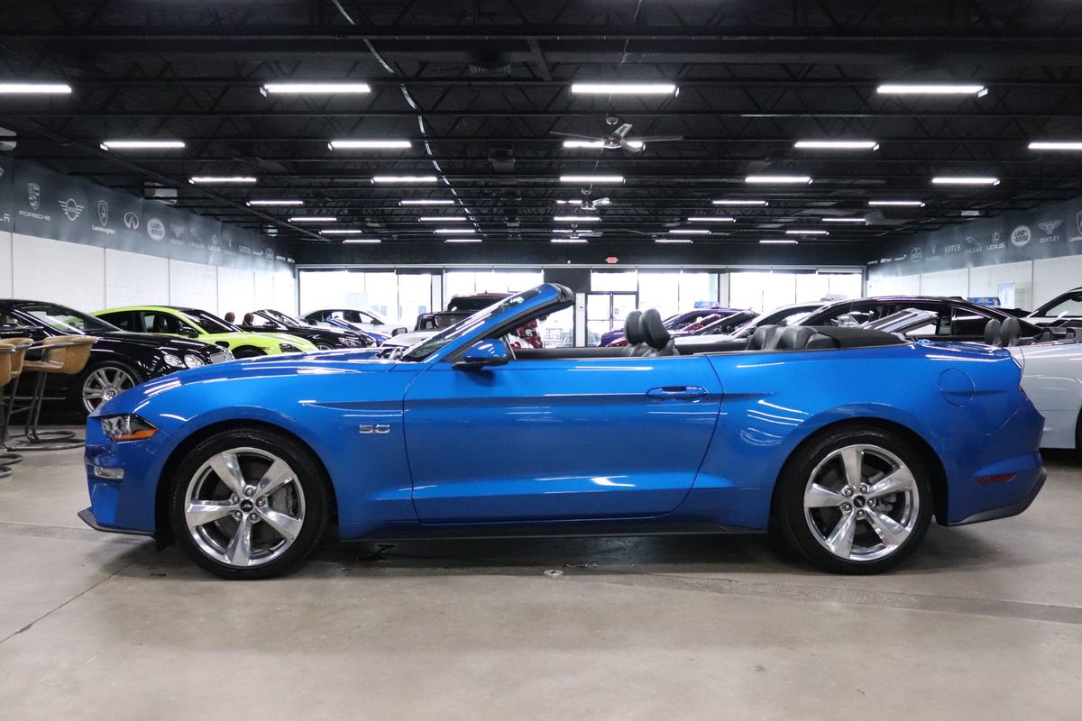 2019 Ford Mustang GT Premium Convertible photo 4