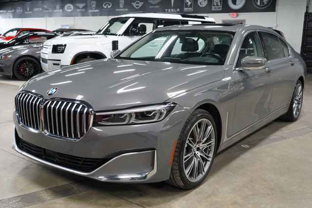 2022 BMW 7 Series 750i xDrive's photo