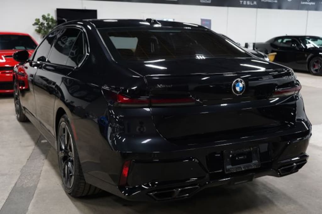Used 2025 BMW 760 XI Sedan