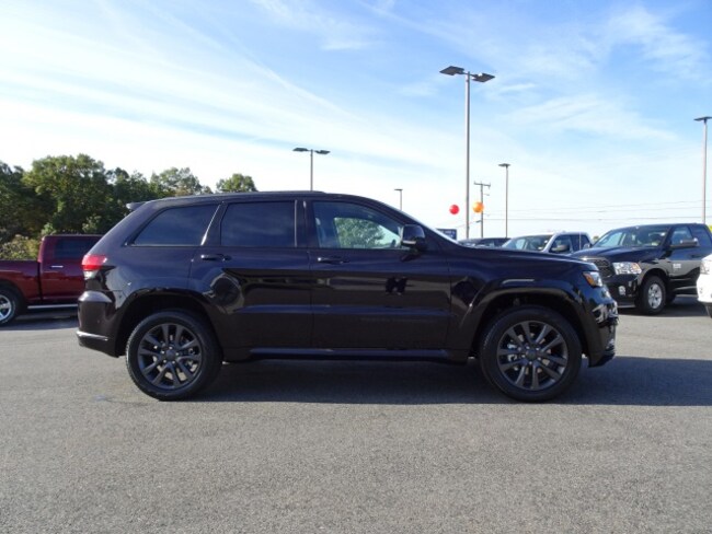 Jeep Cherokee Altitude >> New 2019 Jeep Grand Cherokee HIGH ALTITUDE 4X4 For Sale | Altavista VA | Stock# 19J135 Jeep Cherokee Altitude >> New 2019 Jeep Grand Cherokee HIGH ALTITUDE 4X4 For Sale | Altavista VA | Stock# 19J135