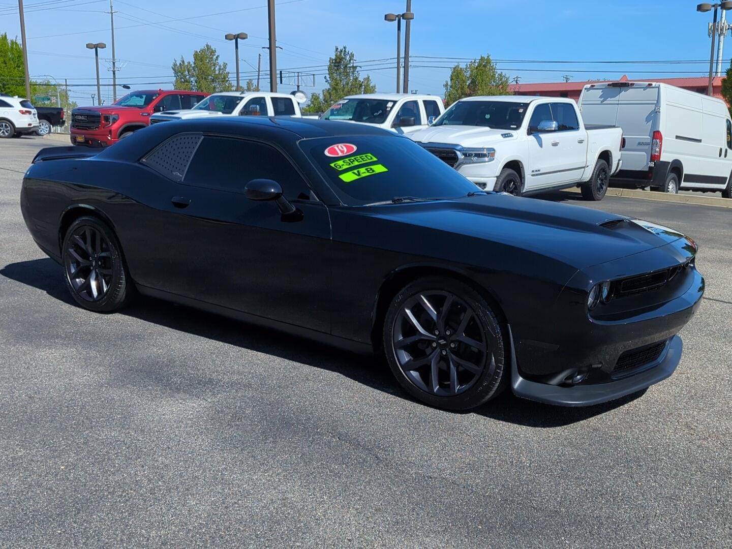 2019 Dodge Challenger R/T's photo