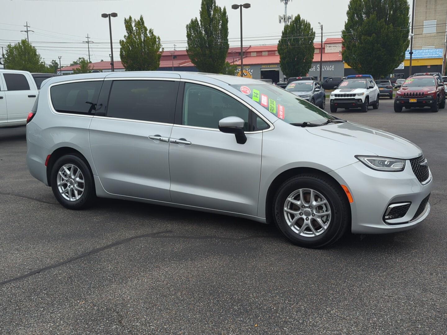 2023 Chrysler Pacifica