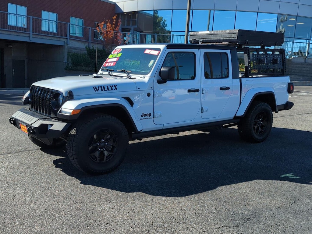 Used 2022 Jeep Gladiator Willys Truck Crew Cab