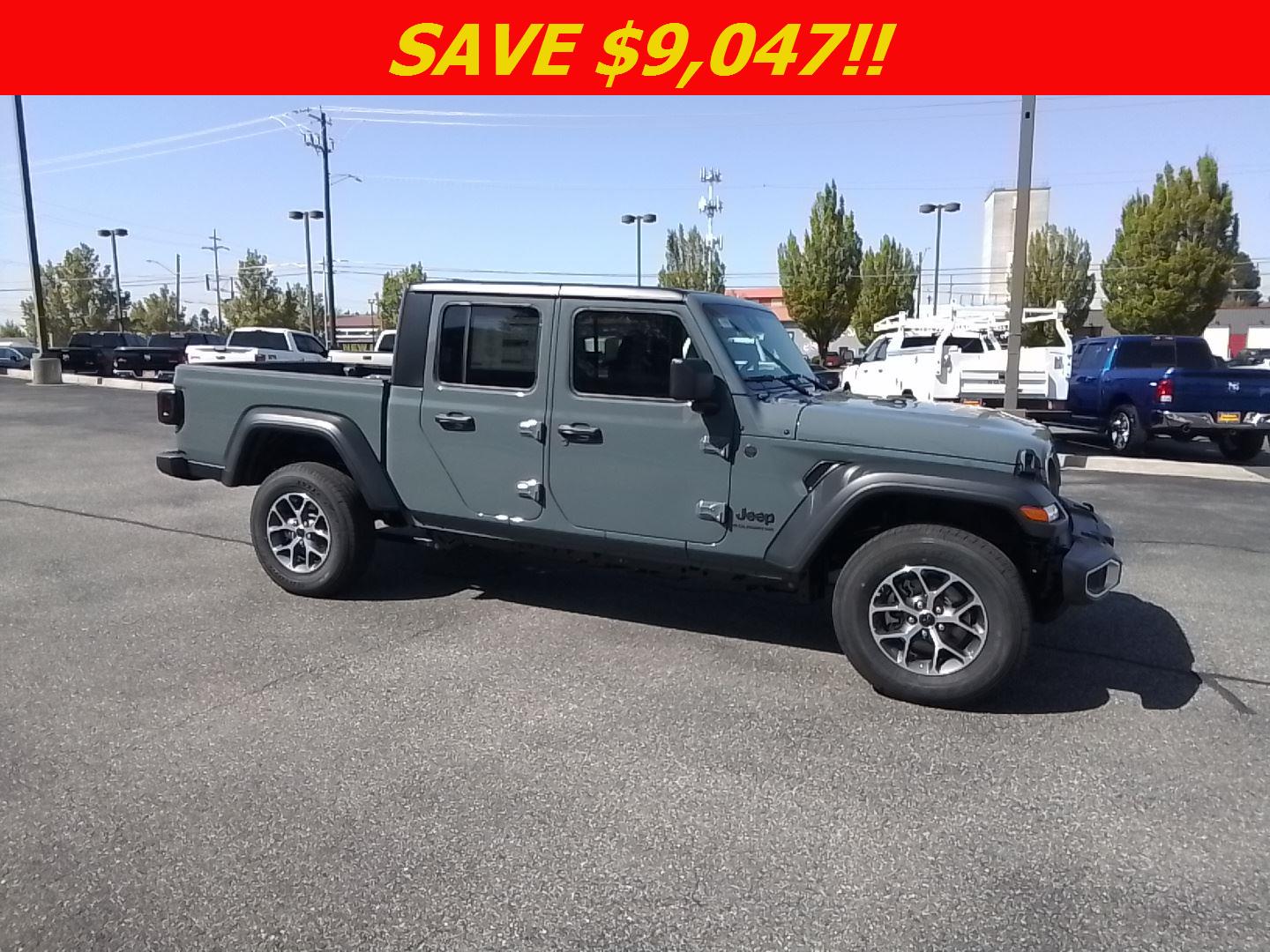 2025 Jeep Gladiator Pickup 