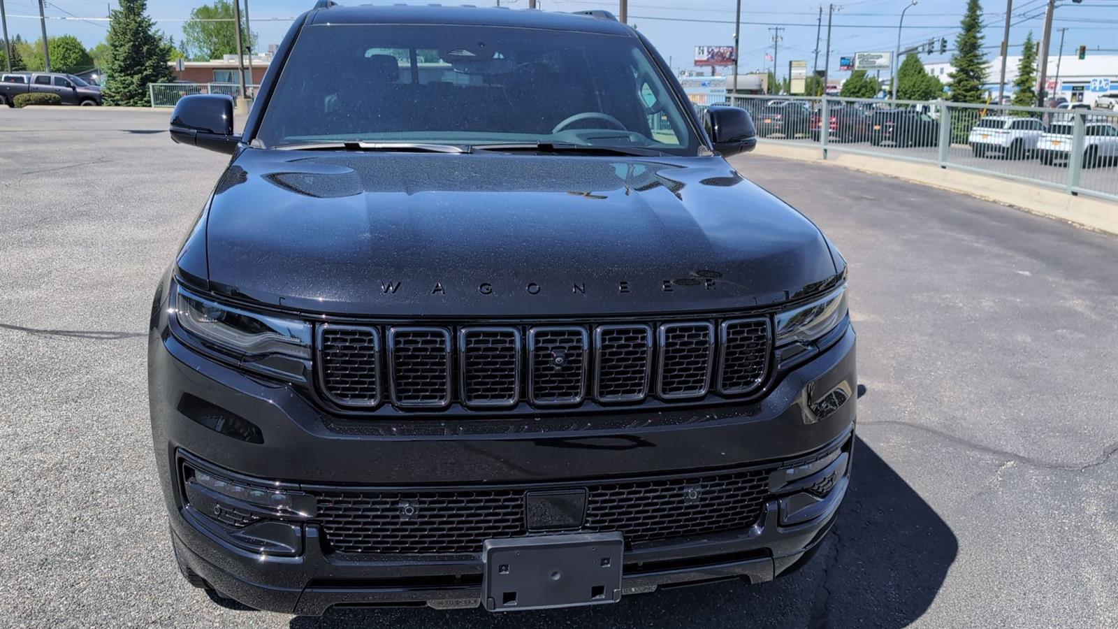 2025 Jeep Wagoneer L Carbide photo 2