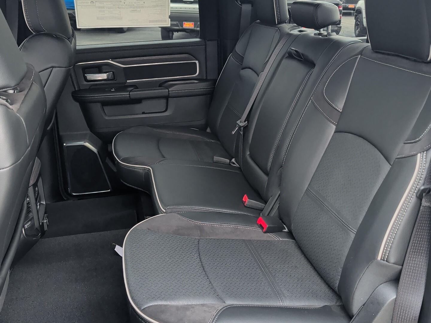 2025 RAM 2500 Laramie - Photo 9