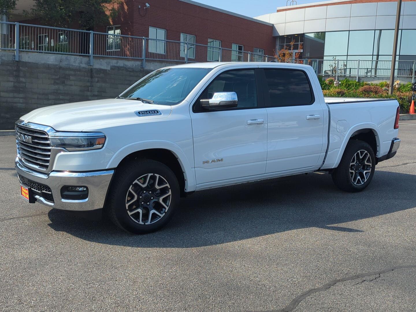 2026 Ram 1500 Laramie photo 3