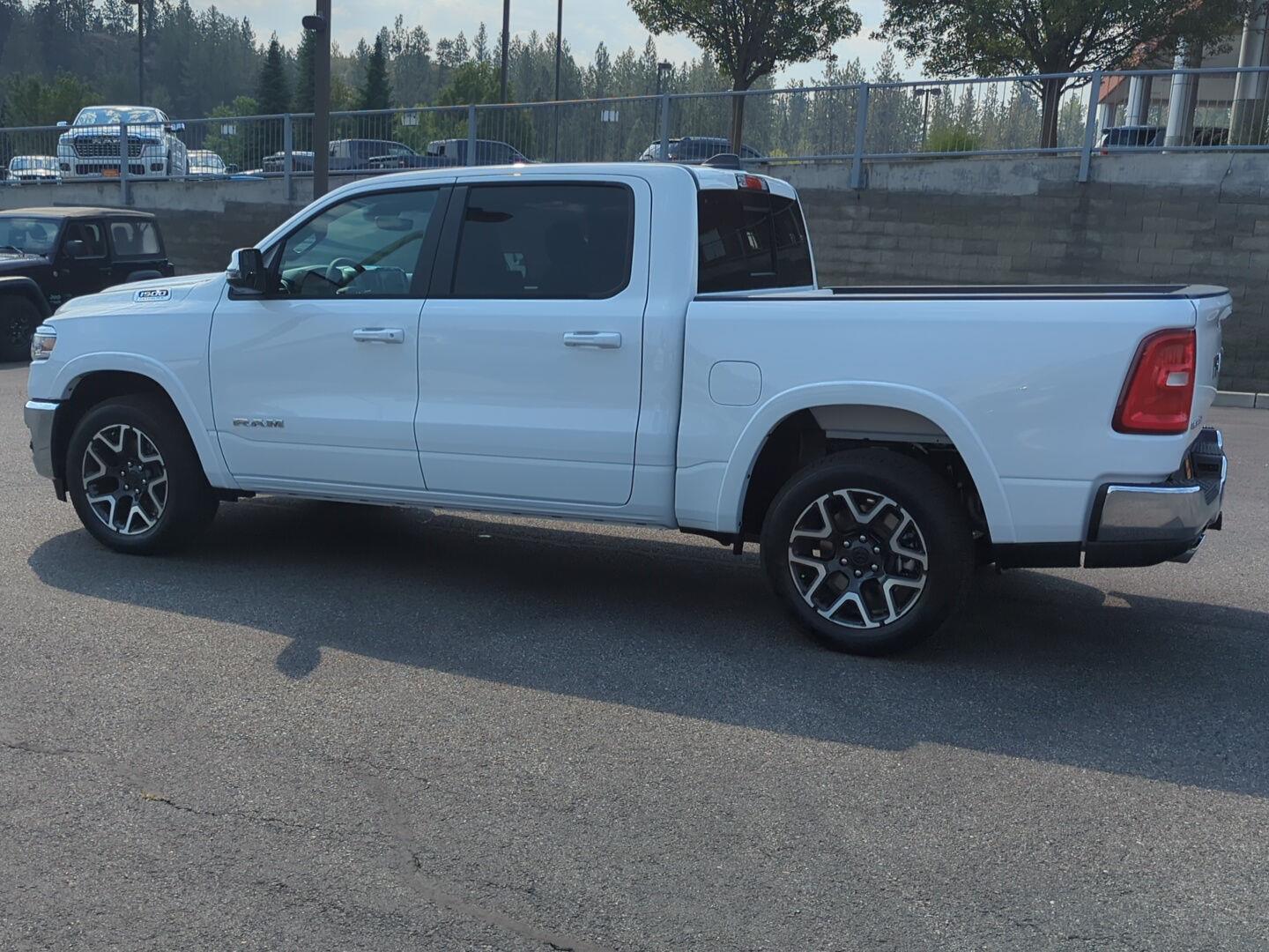 2026 Ram 1500 Laramie photo 4