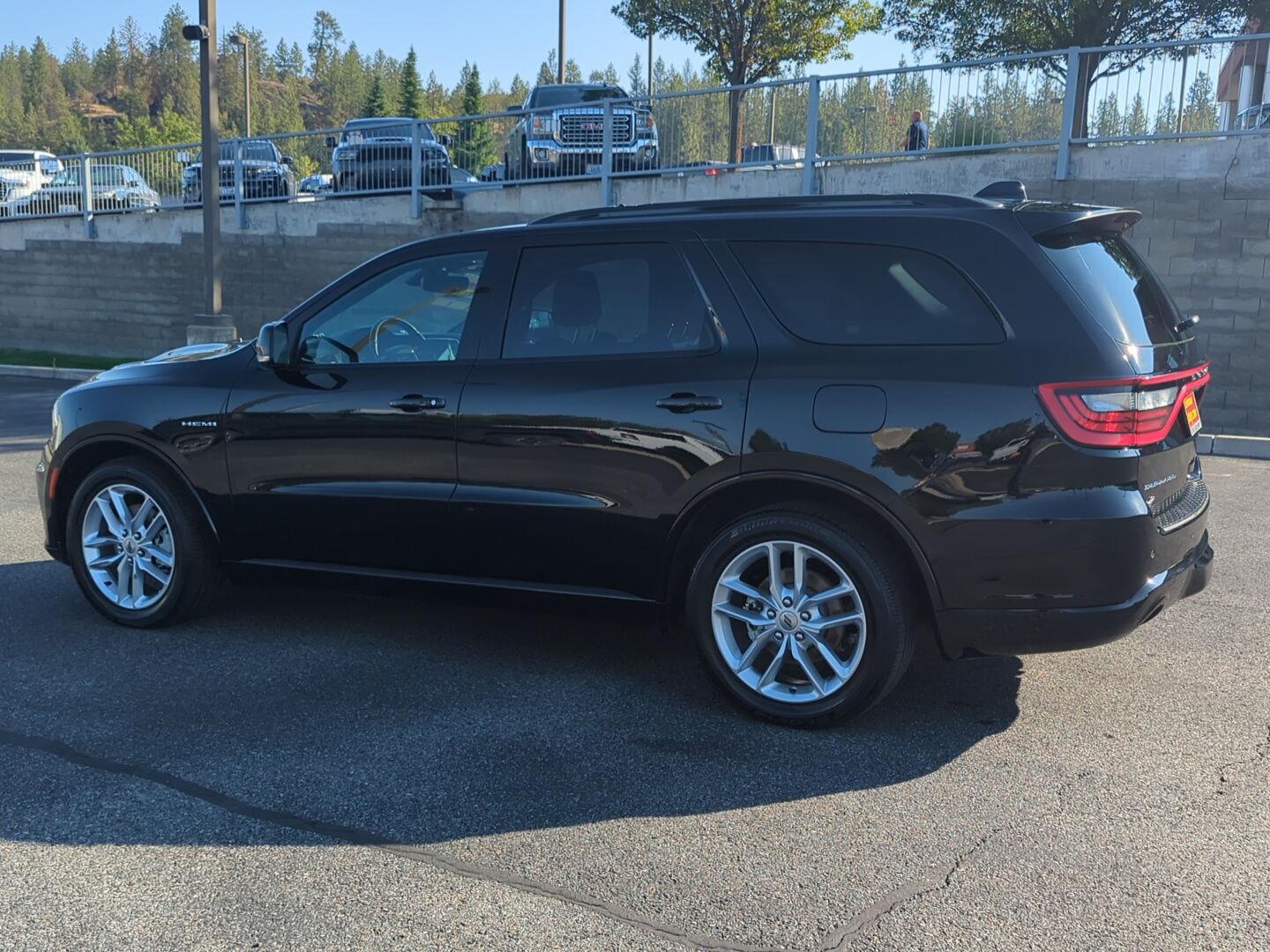 2024 Dodge Durango R/T Plus photo 3