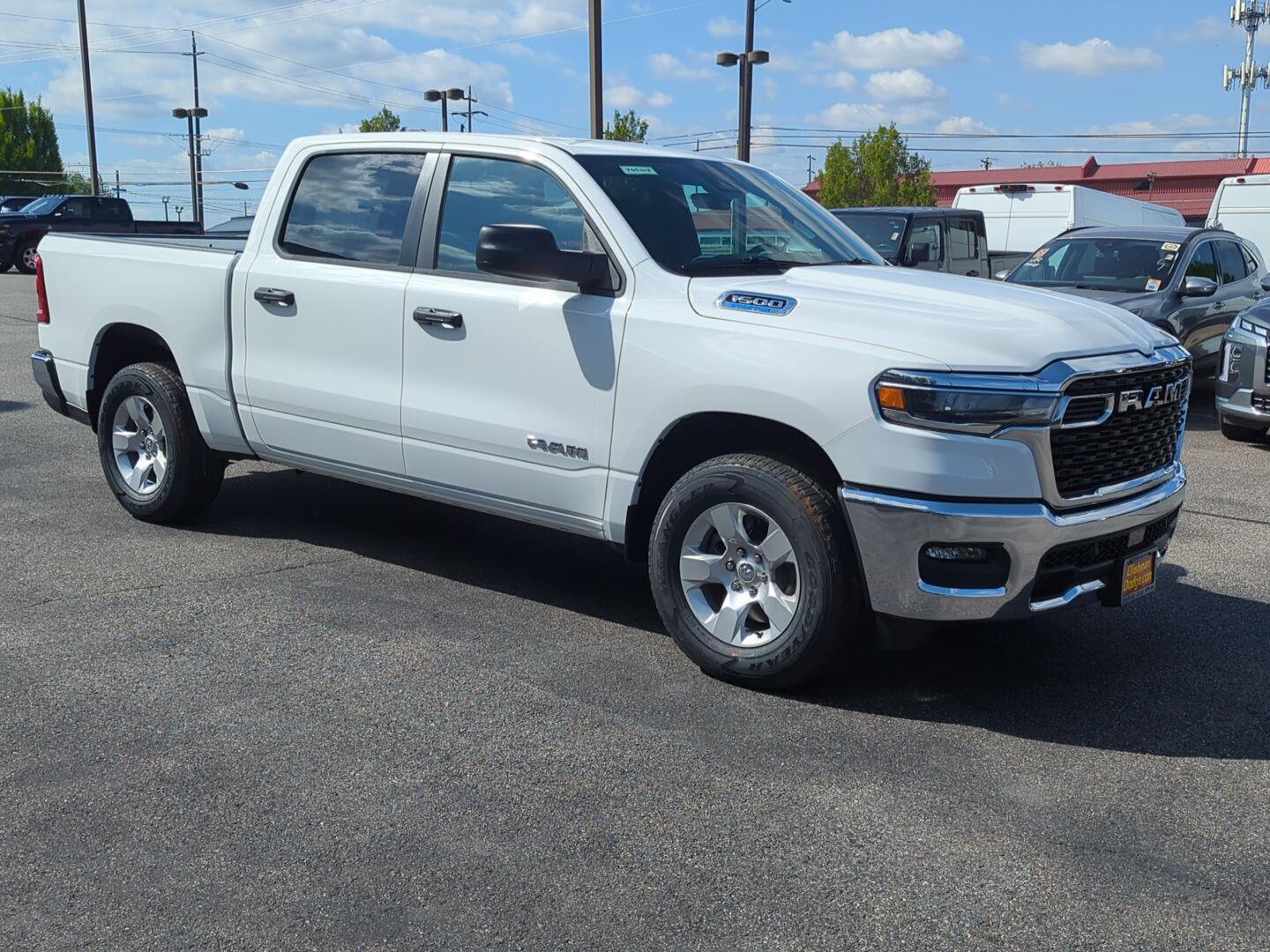 2026 RAM 1500 Big Horn/Lone Star 4x4 Crew Cab 5'7's photo