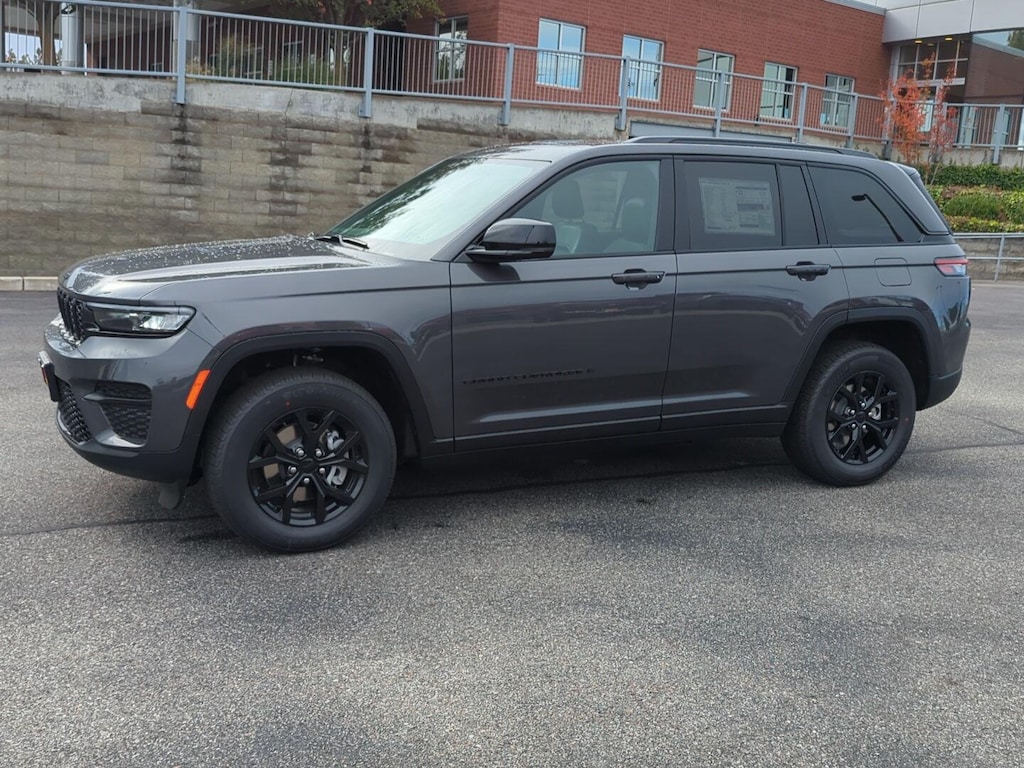 New 2025 Jeep Grand Cherokee ALTITUDE X 4X4 Sport Utility